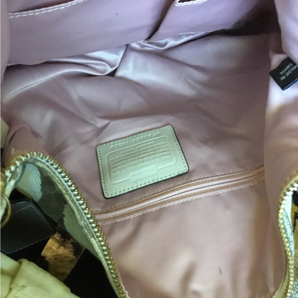 Coach Hobo Bag in Cream and Brown - Picture 13 of 16